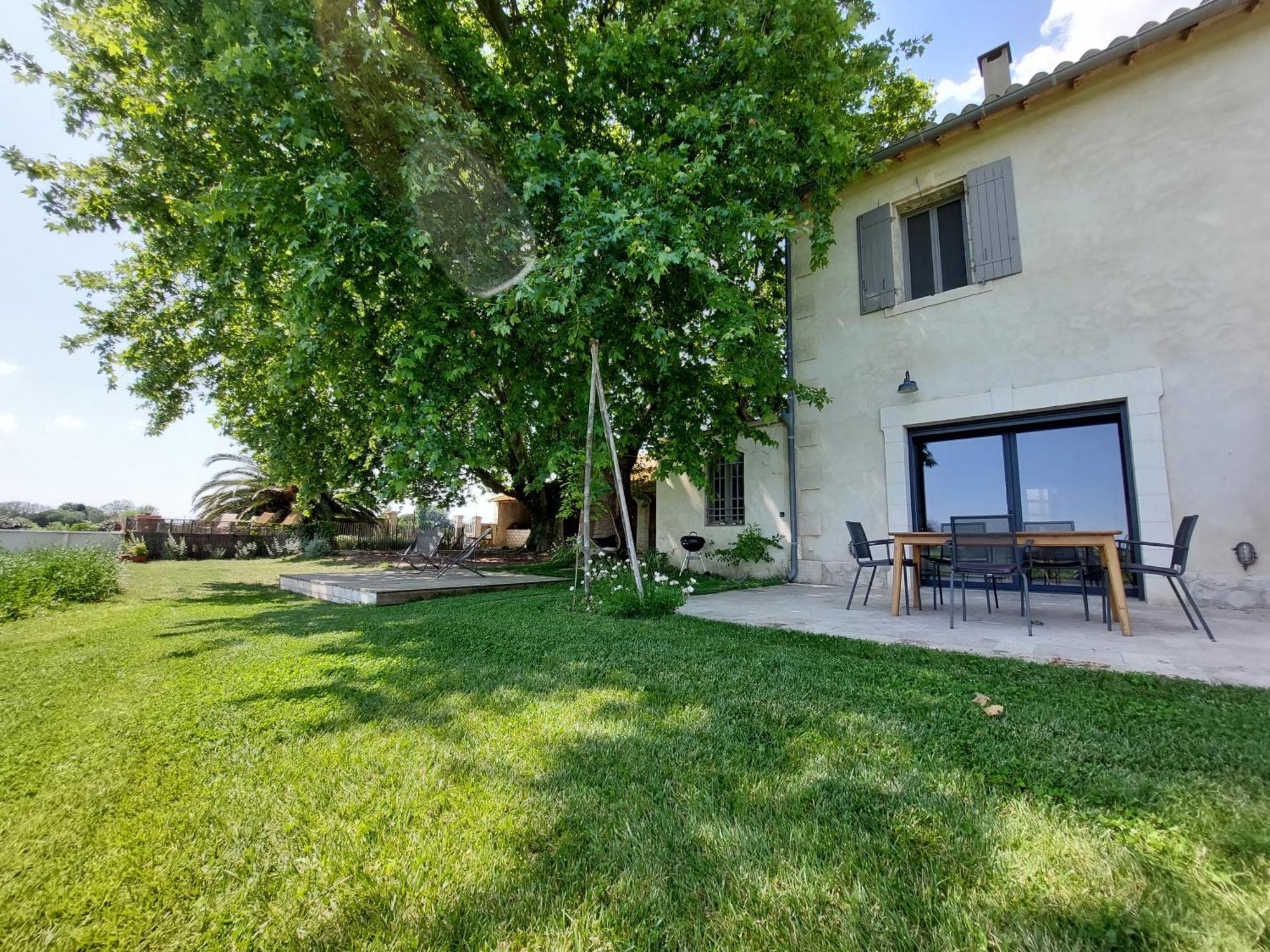 Villa Le Campagne Beaucaire  Exterior foto